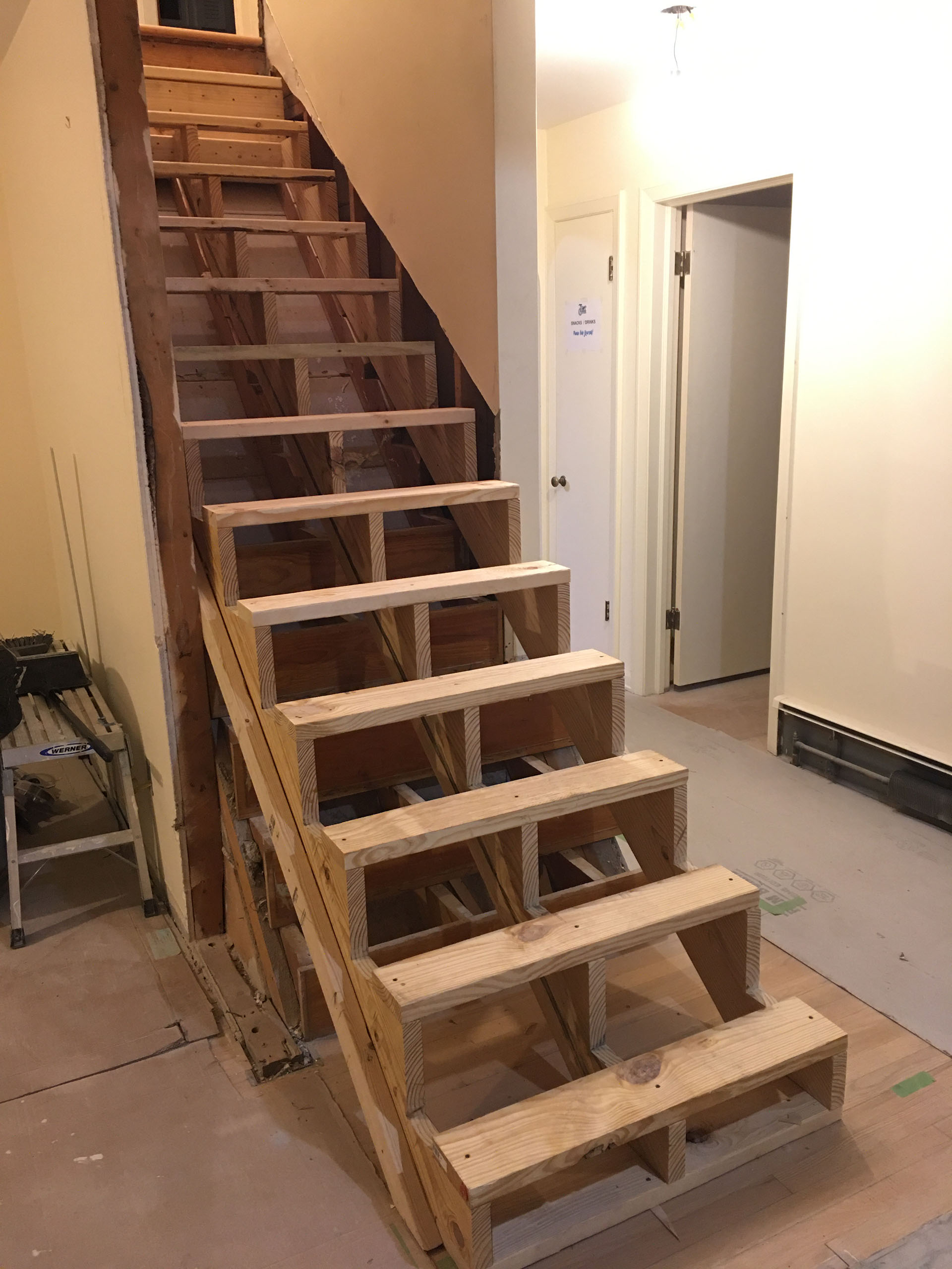 ENTRY FOYER STAIRCASE 1920 6