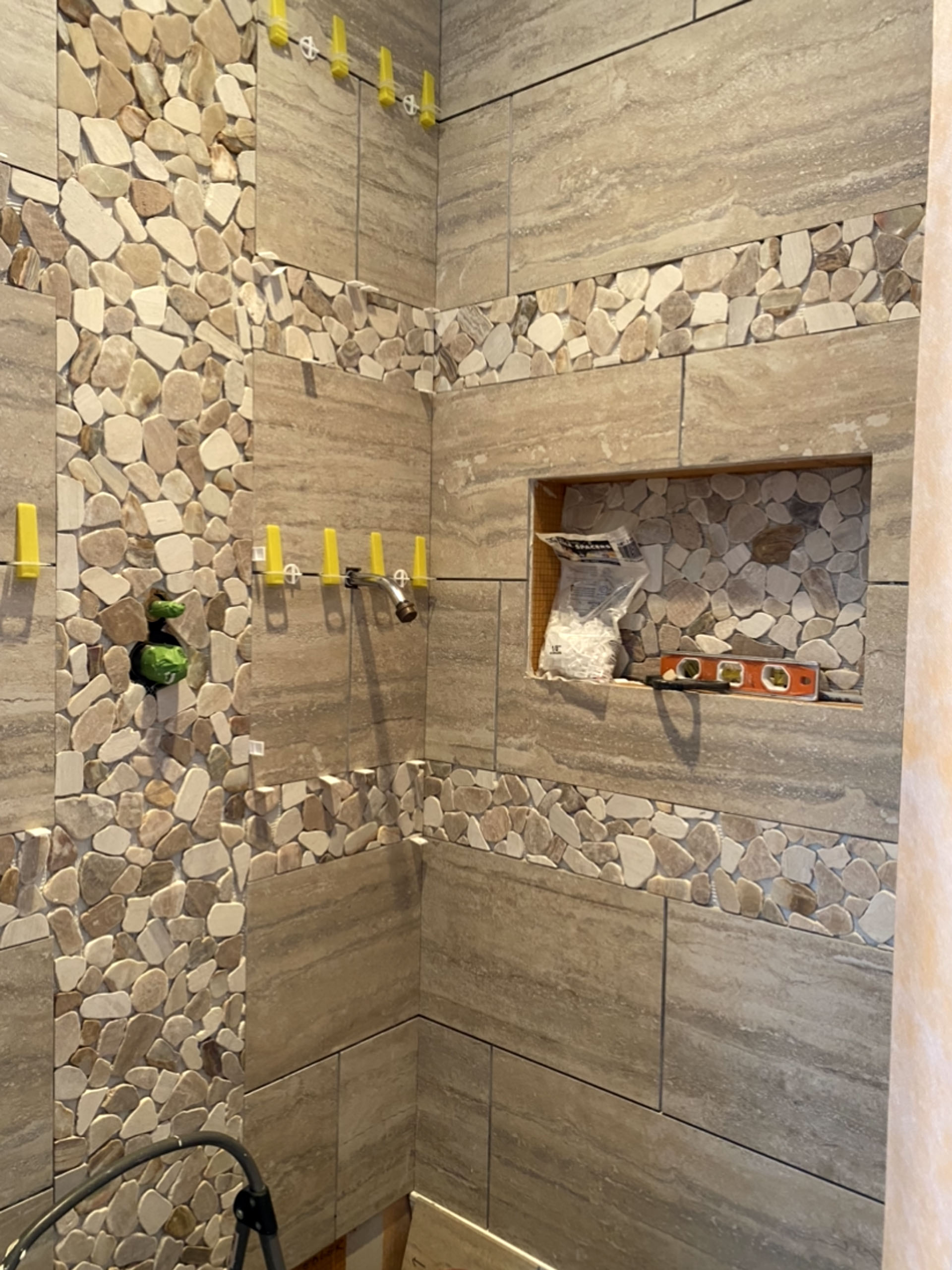 RIVERSTONE SHOWER 1920 11