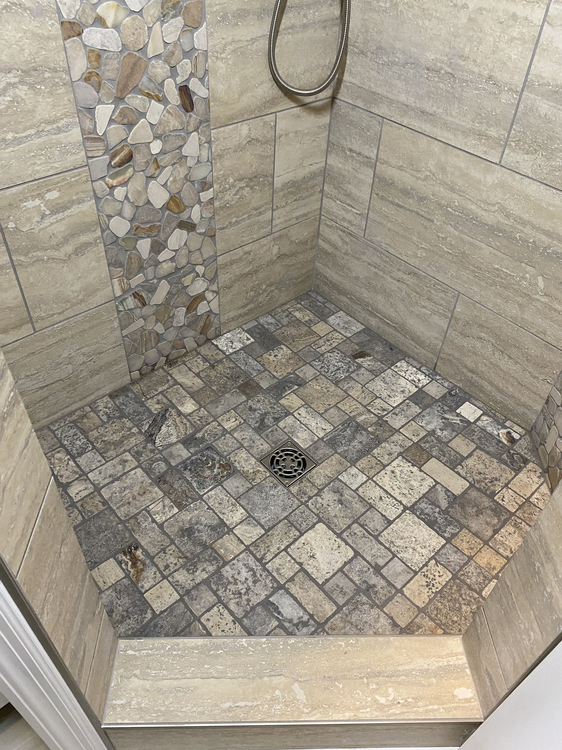 RIVERSTONE SHOWER 1920 8